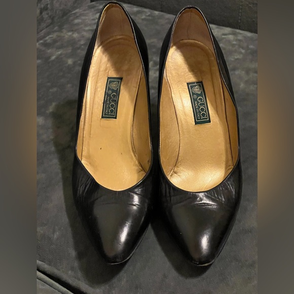 Authentic Vintage Gucci Classic Leather Pumps Heels - Picture 2 of 6